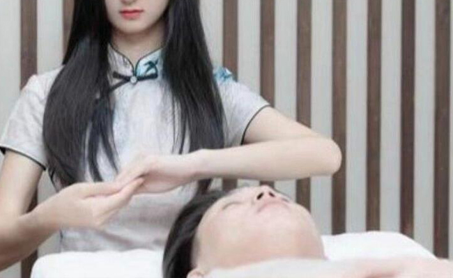 成都龙泉驿SPA包里的必备好物：从入门到资深